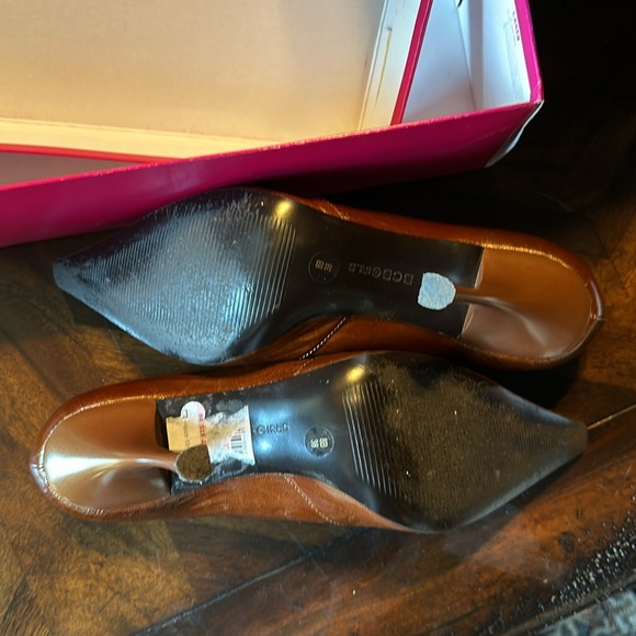 BCBGirls Katchens high heel. - Picture 3 of 6